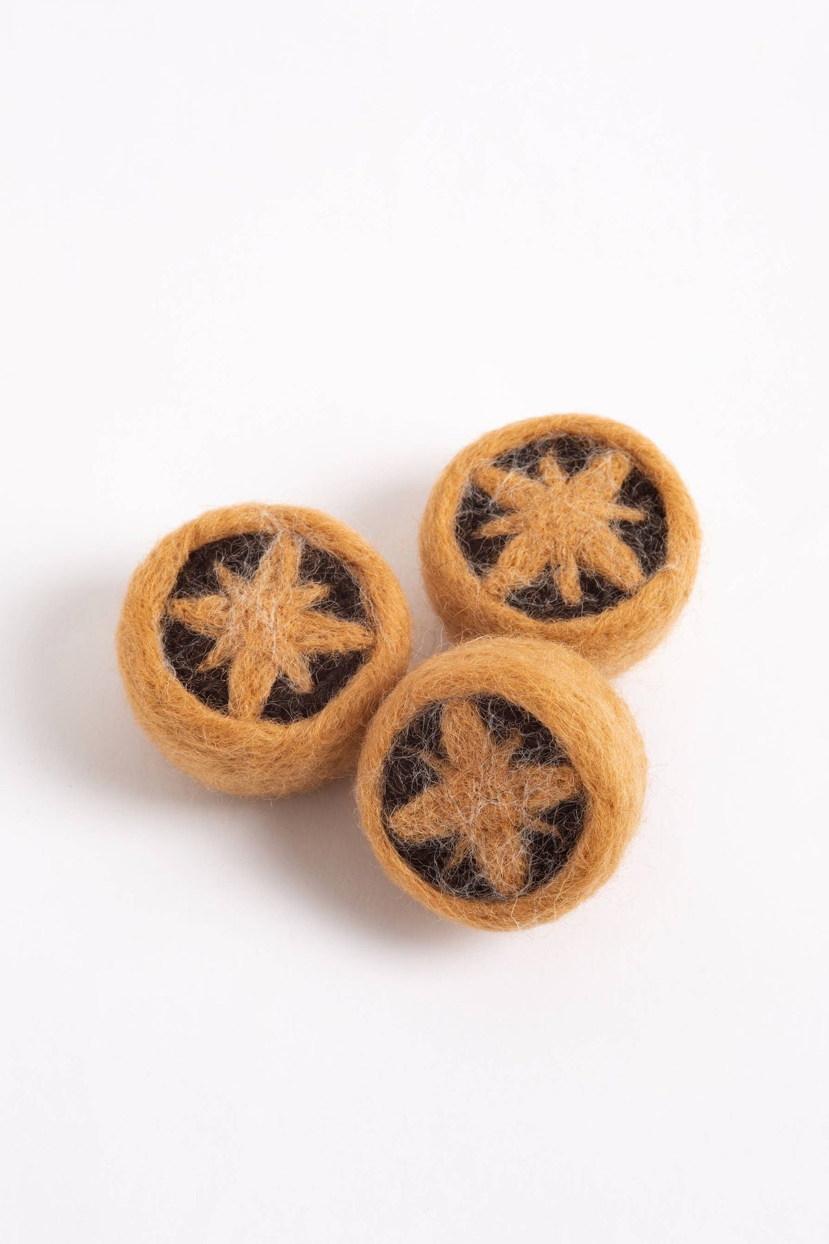 Hawthorn Handmade Mince Pies Mini Needle Felting Kit