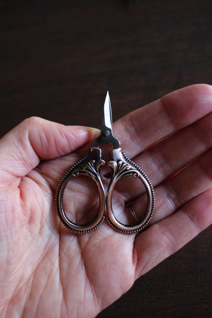 NNK Press Mini Embroidery Scissors (Antique Gold)