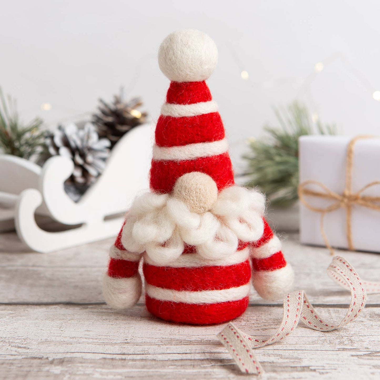 Wool Couture Elvis The Christmas Gonk Felting Kit
