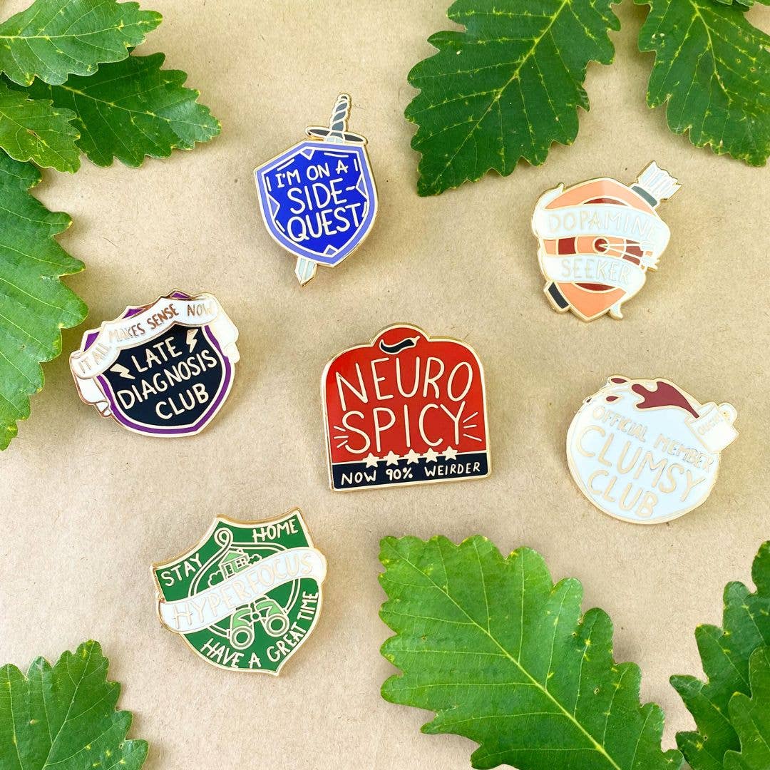 Jubly-Umph 'I'm On A Side Quest' Lapel Pin