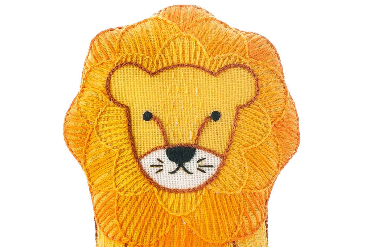 Kiriki Press Lion Embroidery Kit