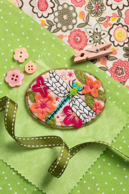 Hawthorn Handmade Dragonfly Felt Craft Brooch Kit