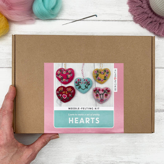 Bergin & Bath Needle Felting Kit: Heart Decorations