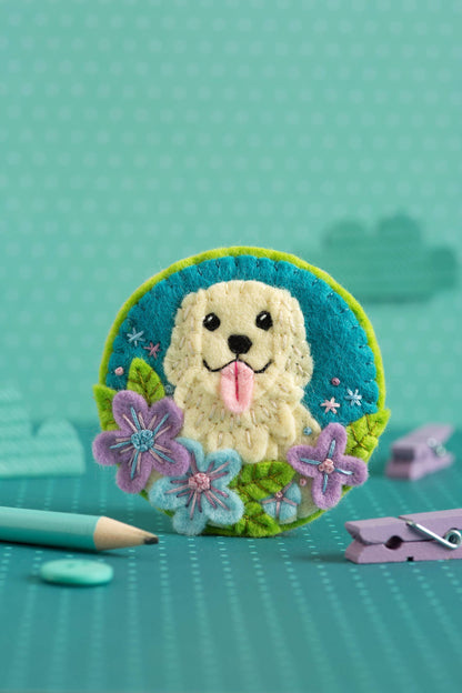 Hawthorn Handmade Golden Retriever Felt Craft Brooch Kit
