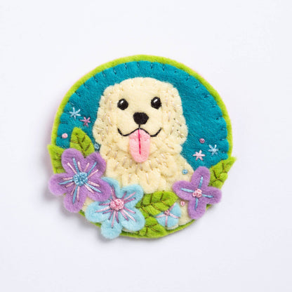 Hawthorn Handmade Golden Retriever Felt Craft Brooch Kit