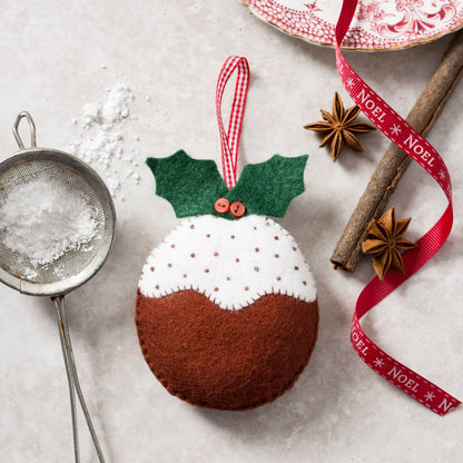 Corinne Lapierre Limited Christmas Pudding Felt Craft Mini Kit