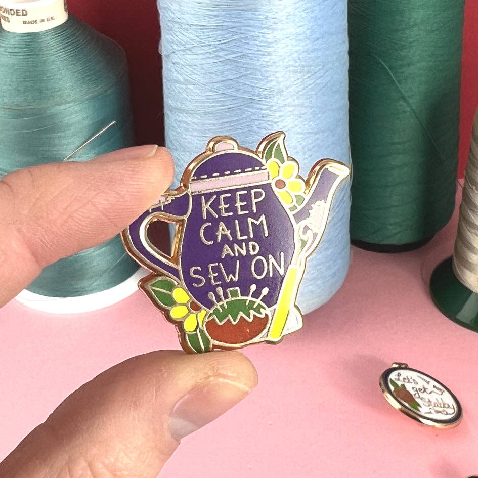 Jubly Umph 'Keep Calm And Sew On' Enamel Lapel Pin