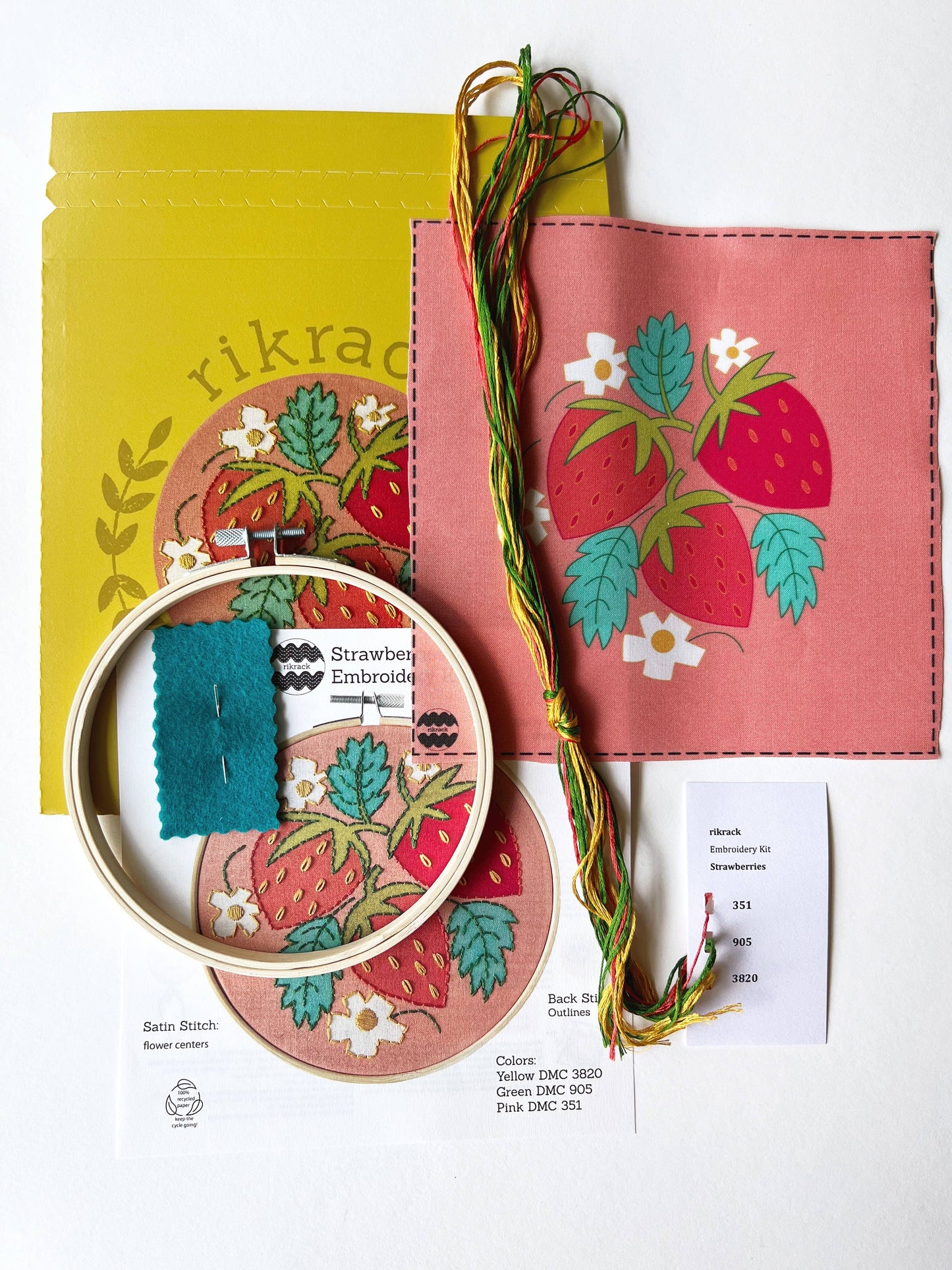 Rikrack Strawberries Embroidery Kit