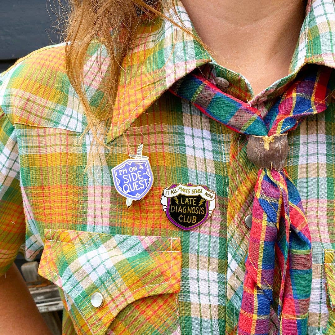 Jubly-Umph 'I'm On A Side Quest' Lapel Pin